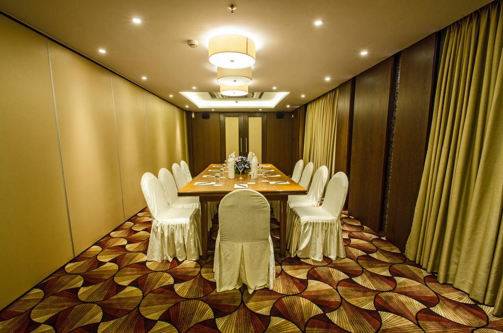 Calangute Towers - Am Hotel Kollection Εξωτερικό φωτογραφία